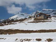 PIANI DELL’AVARO innevati e baciati dal sole ad anello il 27 febbraio 2026 - FOTOGALLERY